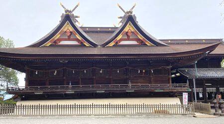 吉備津神社・比翼入母屋造