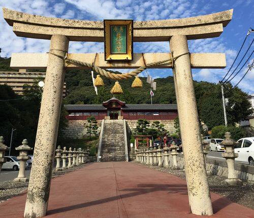 広島東照宮と石鳥居