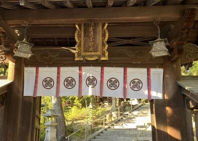 備後護国神社・阿部鷹の羽紋